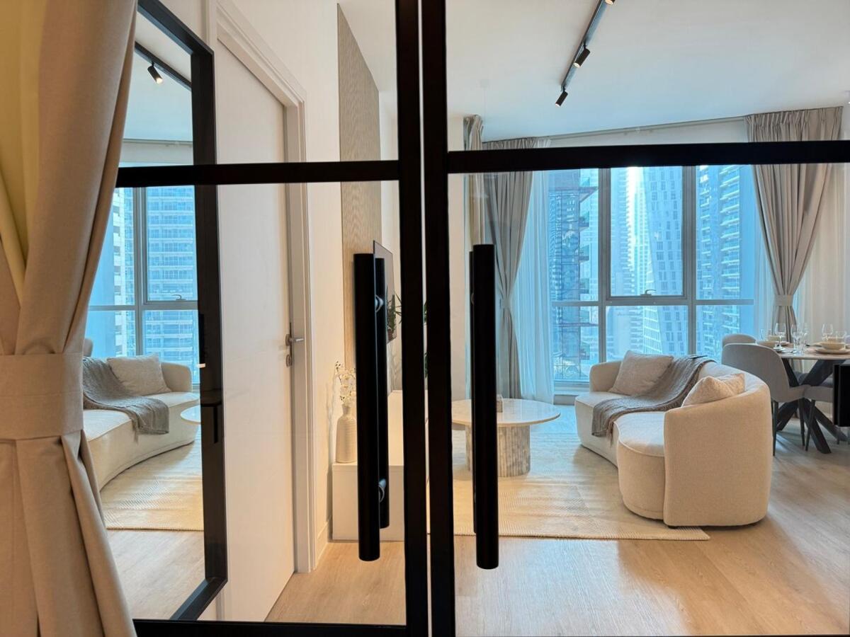 Cozy And Modern Two Bedroom In Marina Apartment Dubai